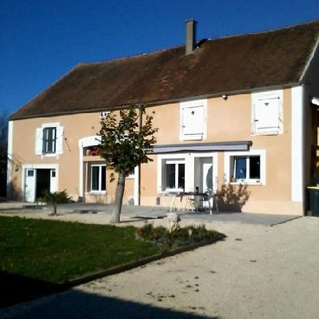 Chambre D'Hotes Bleigny-le-Carreau Zewnętrze zdjęcie
